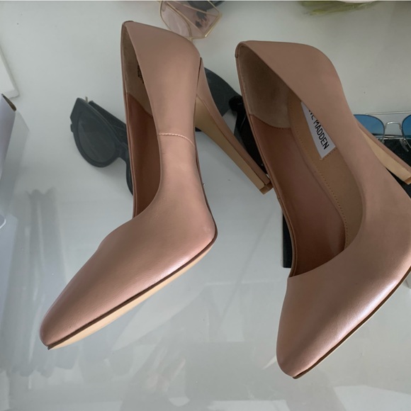 Steve Madden Pink/Nude pointed toe Heels - Picture 4 of 5